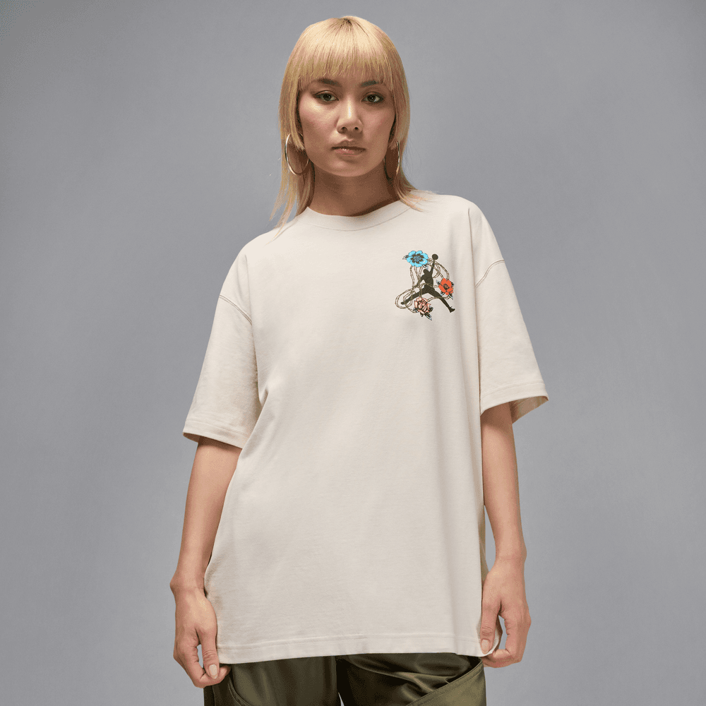 Wmns Air Jordan Flight Oversized Graphic Tee